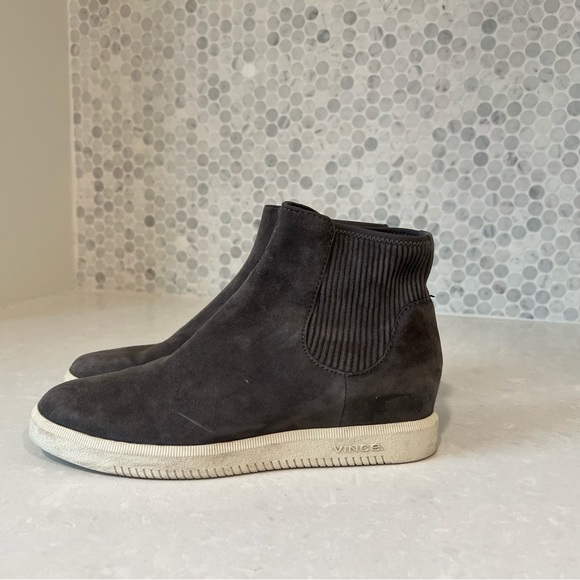 Vince Ilona High Top Sneaker - Picture 2 of 7